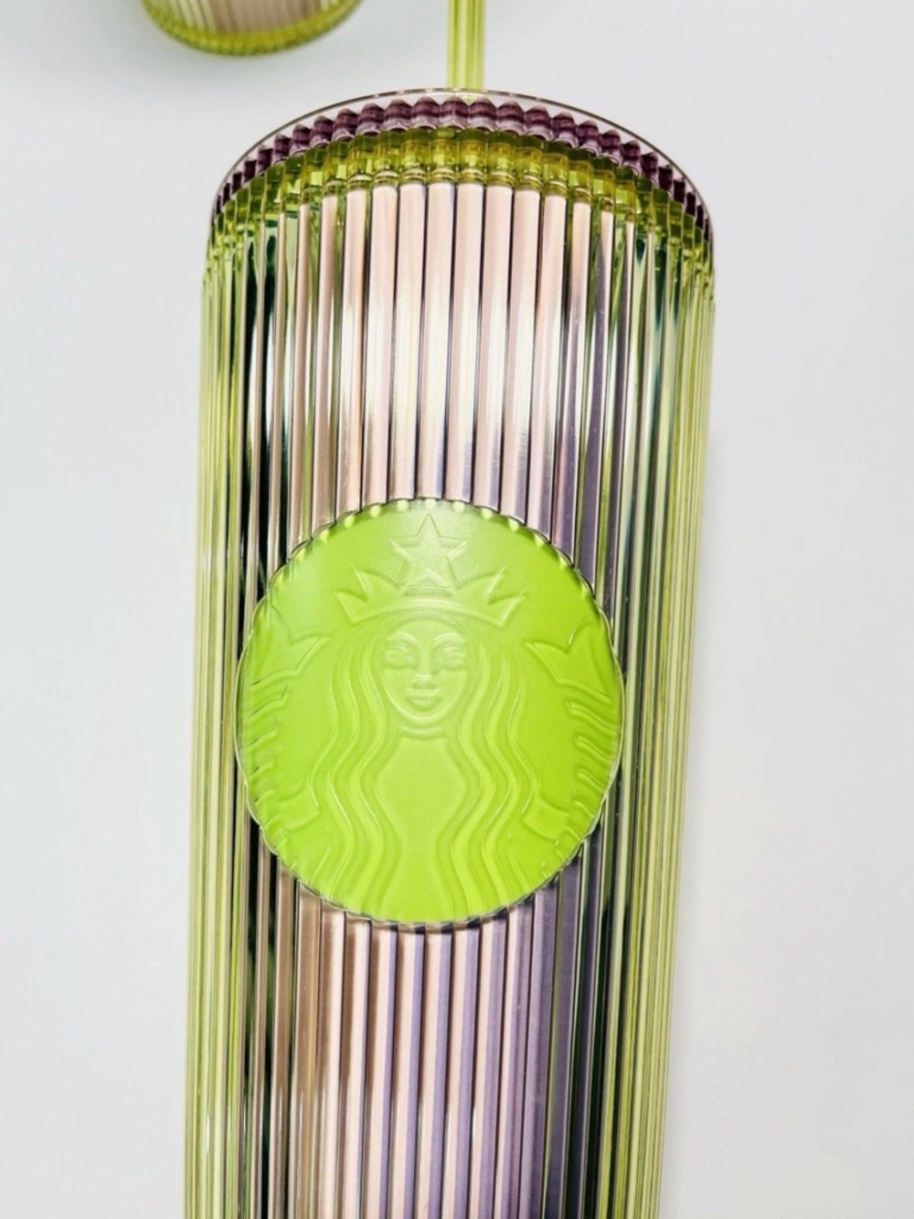 Starbucks 2025 Green Apple Cold Cup Pleated Venti 24 oz Tumbler NWT - Picture 6 of 6